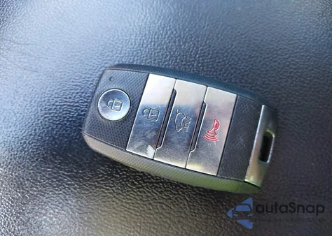 2016 Kia Sorento 3.3L Ex from USA, damaged, VIN 5XYPH4A56GG104375